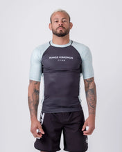 Cargar imagen en el visor de la galería, Rashguard Kingz Breeze
