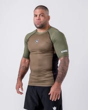 Load image into Gallery viewer, Rashguard Kingz Terra
