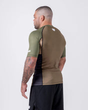 Load image into Gallery viewer, Rashguard Kingz Terra
