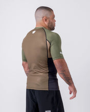 Load image into Gallery viewer, Rashguard Kingz Terra
