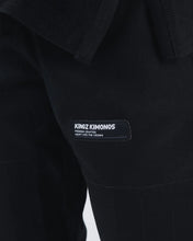 Charger l&#39;image dans la galerie, Kimono BJJ (GI) Kingz Kore Youth 2.0. Noir avec ceinture blanche
