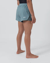 Cargar imagen en el visor de la galería, Hybrid Women´s Shorts- Sage
