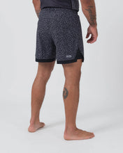 Carregar imagem no visualizador da galeria, Hybrid Shorts- Noise Red
