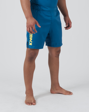 Lade das Bild in den Galerie-Viewer, MI-K Roots Shorts Onca Pintada
