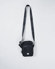 Lade das Bild in den Galerie-Viewer, Kingz Side Bag- Black
