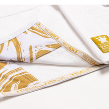 Cargar imagen en el visor de la galería, Kimono BJJ (Gi) Moskova 2024 Limited Edition- Marble Gold White- Adultos
